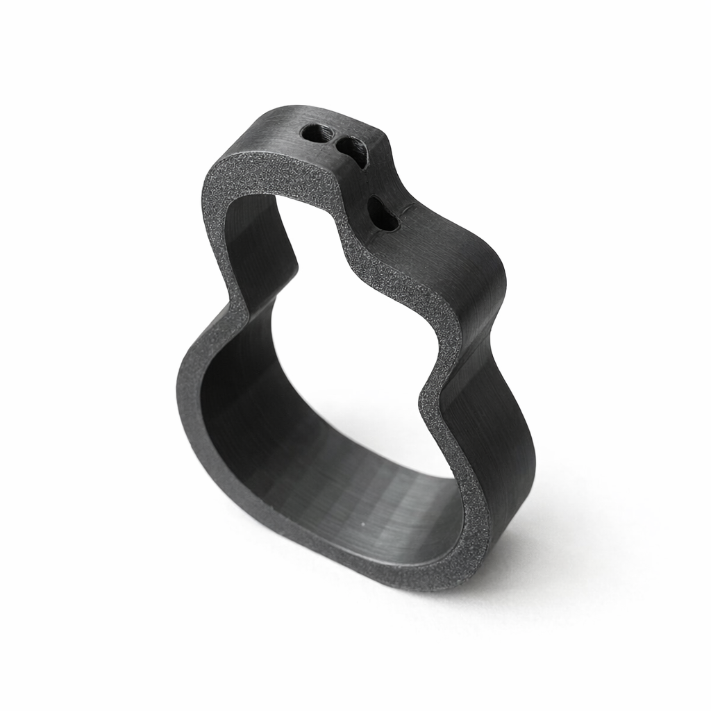 Suport pensule în formă de chitară – print 3D minimalist